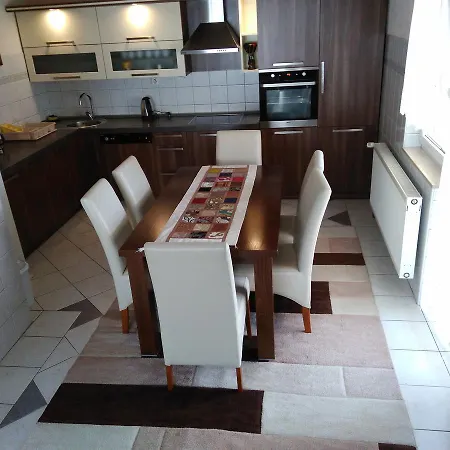 Deluxe Jasmina Apartment