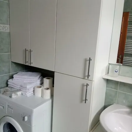 Deluxe Jasmina Bihać